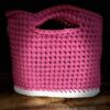 Modell 'Pötschen' magenta mit warmweißem Boden