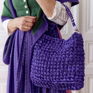 Modell Loser in lila mit Paracordhenkel