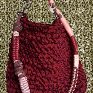 Modell Loser bordeaux mit 3in1 Gurt in rosewood